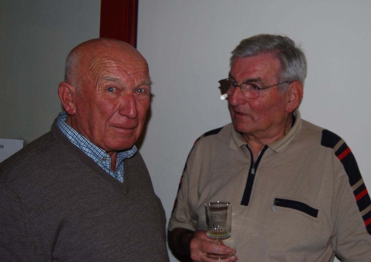 14.10.2011 - 12 - Ehrenmitglied Walter Putz und unser fr&uuml;herer Reuther S&auml;nger aus Bous Karl-Heinz Schillo.