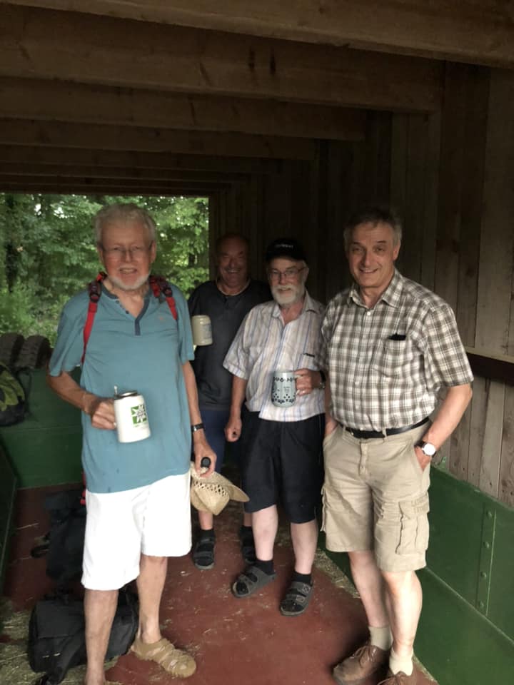 -12- Bild vom Hänger