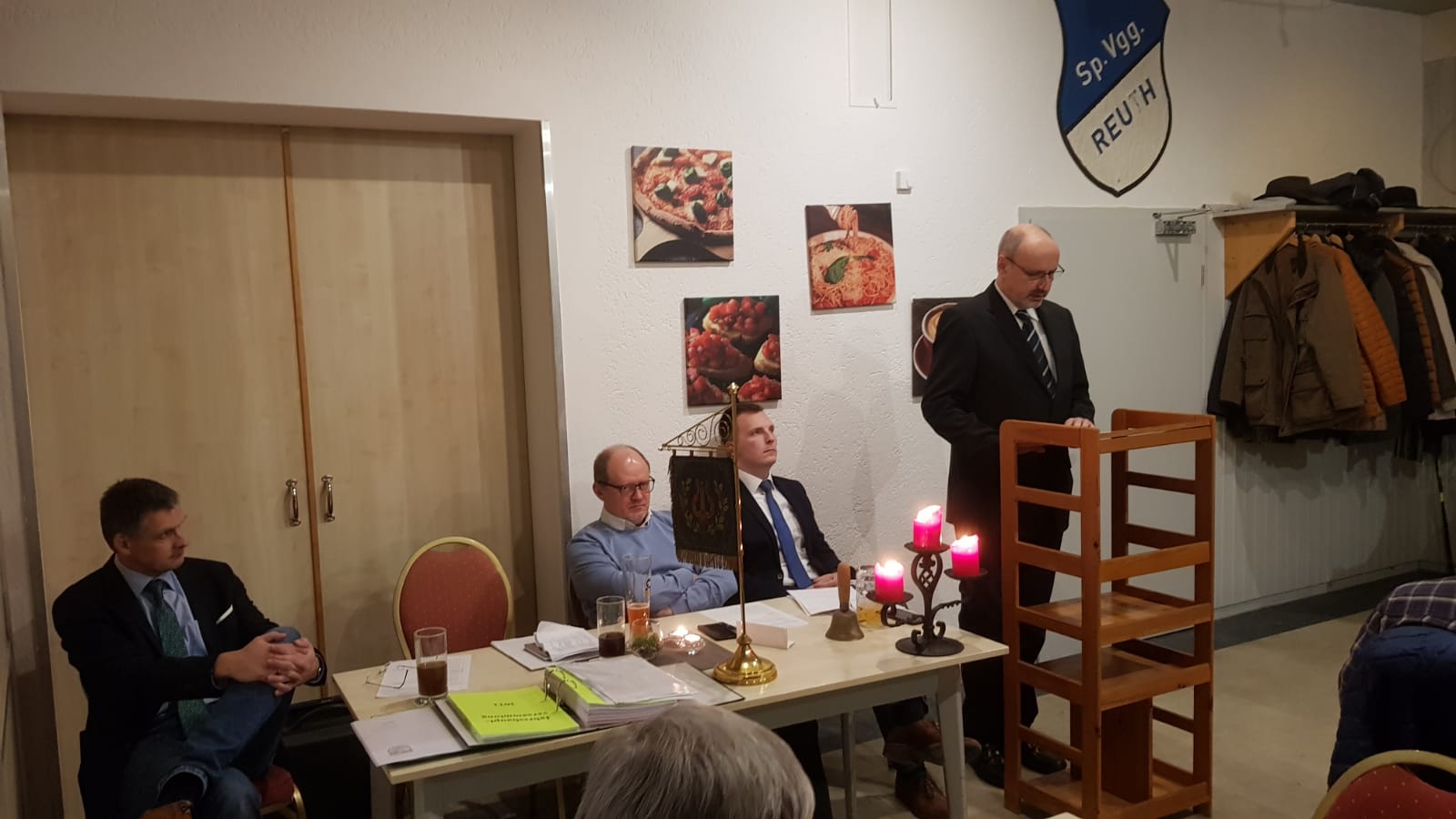 -3- Schriftführer Peter Knorr