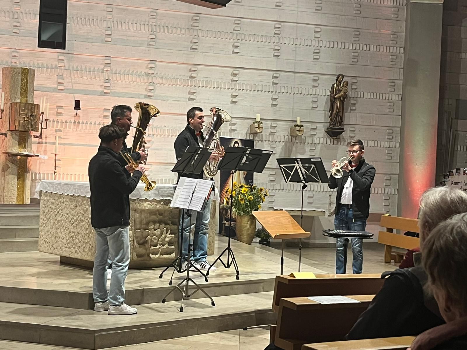 -12- Die&szlig;furter Schlossbl&auml;ser